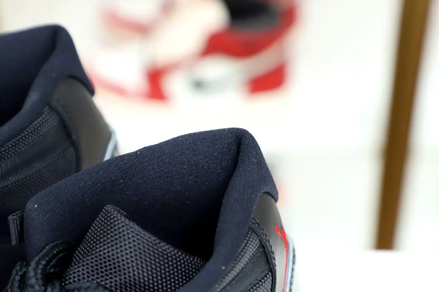 2019 'BRED' Kimikick JORDAN RETRO AIR 11 0805
